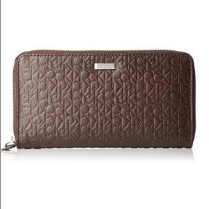 Calvin Klein Continental Leather Zip Wallet Brown